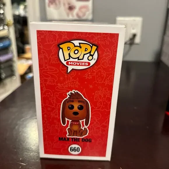 Max the dog Funko Pop 660 (listing #1) - Picture 2 of 6